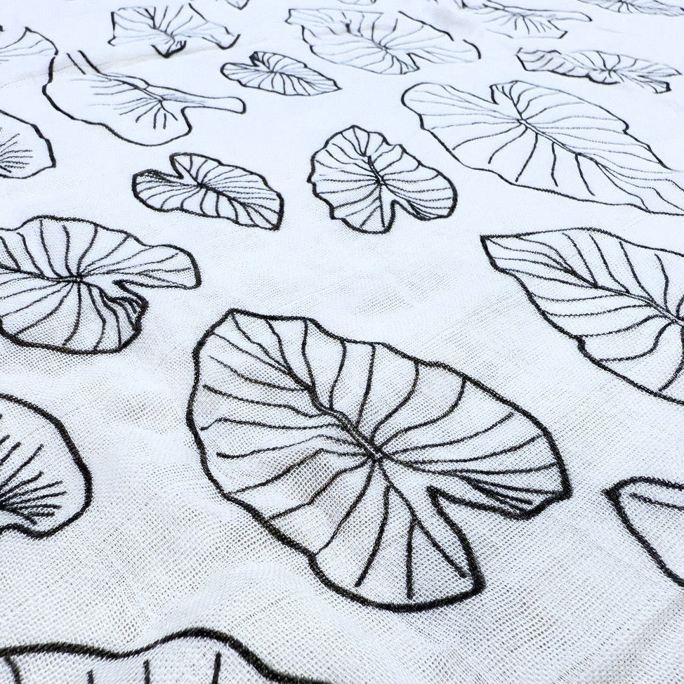 BW Kalo Bamboo Muslin Kapa Moe (Swaddle Blanket)