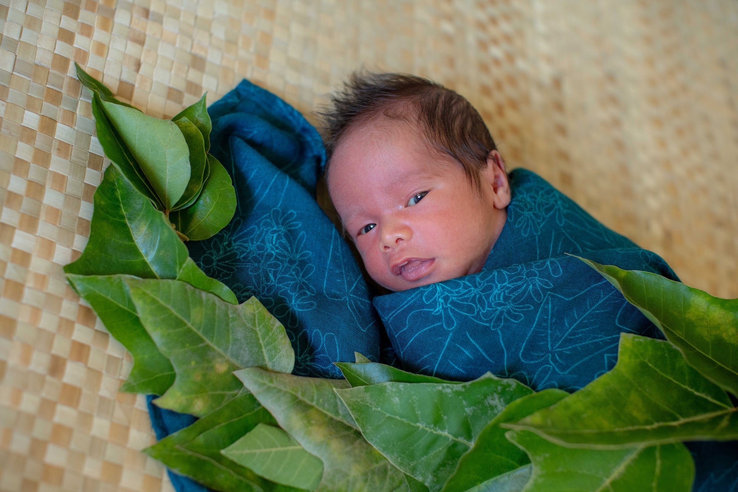 Blue Pua Kukui Bamboo Muslin Kapa Moe (Swaddle Blanket)