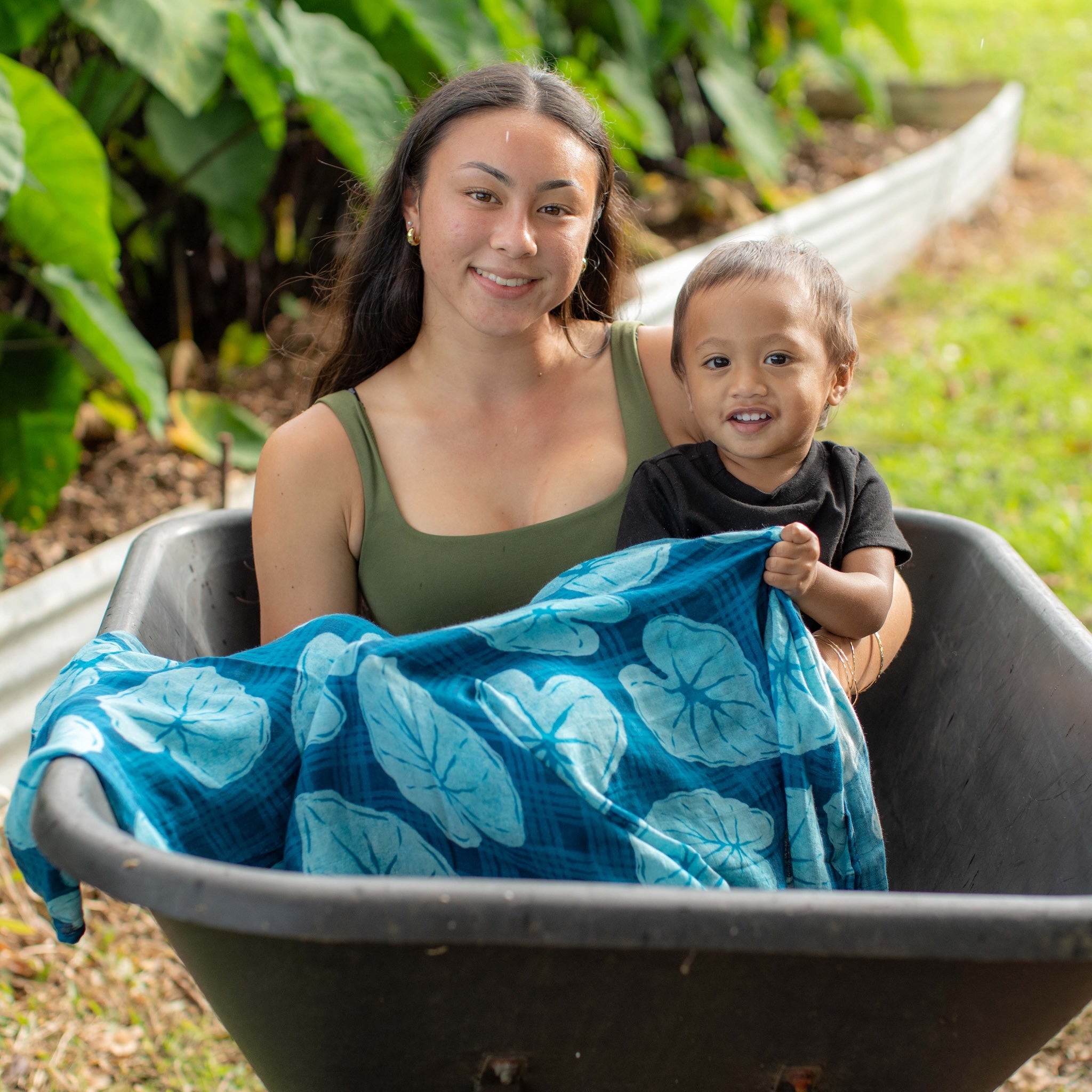 Blue Palaka Kalo Kapa Moe - Hawaiian Bamboo Swaddle