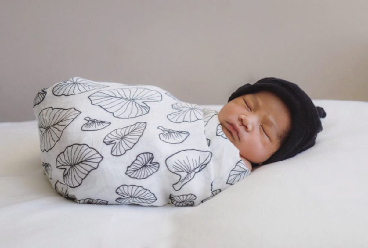 BW Kalo Bamboo Muslin Kapa Moe (Swaddle Blanket)