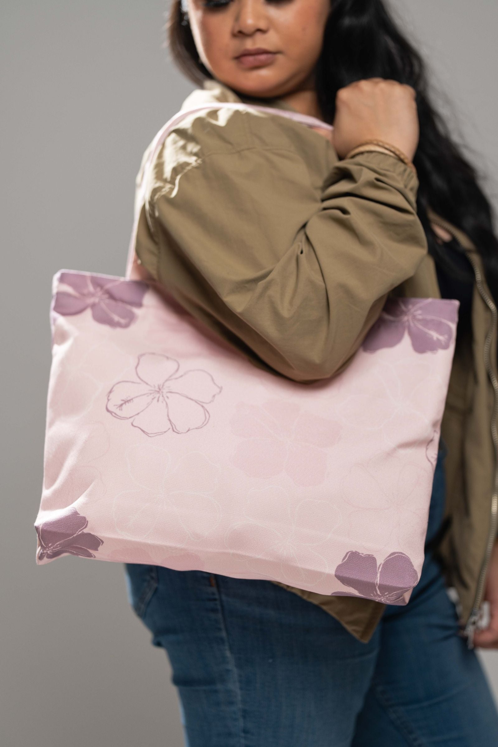 Kokio Canvas Zipper Tote Bag