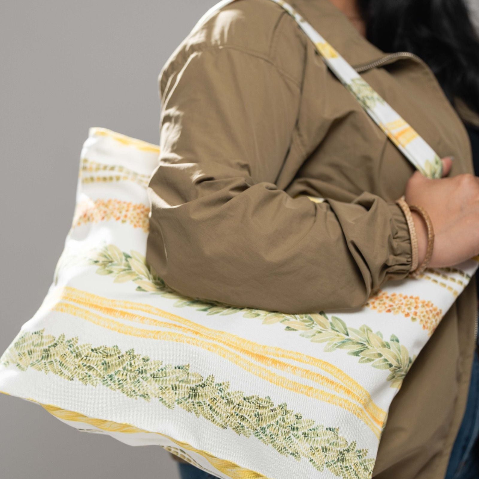 Lei Alaula Kula Canvas Zipper Tote Bag