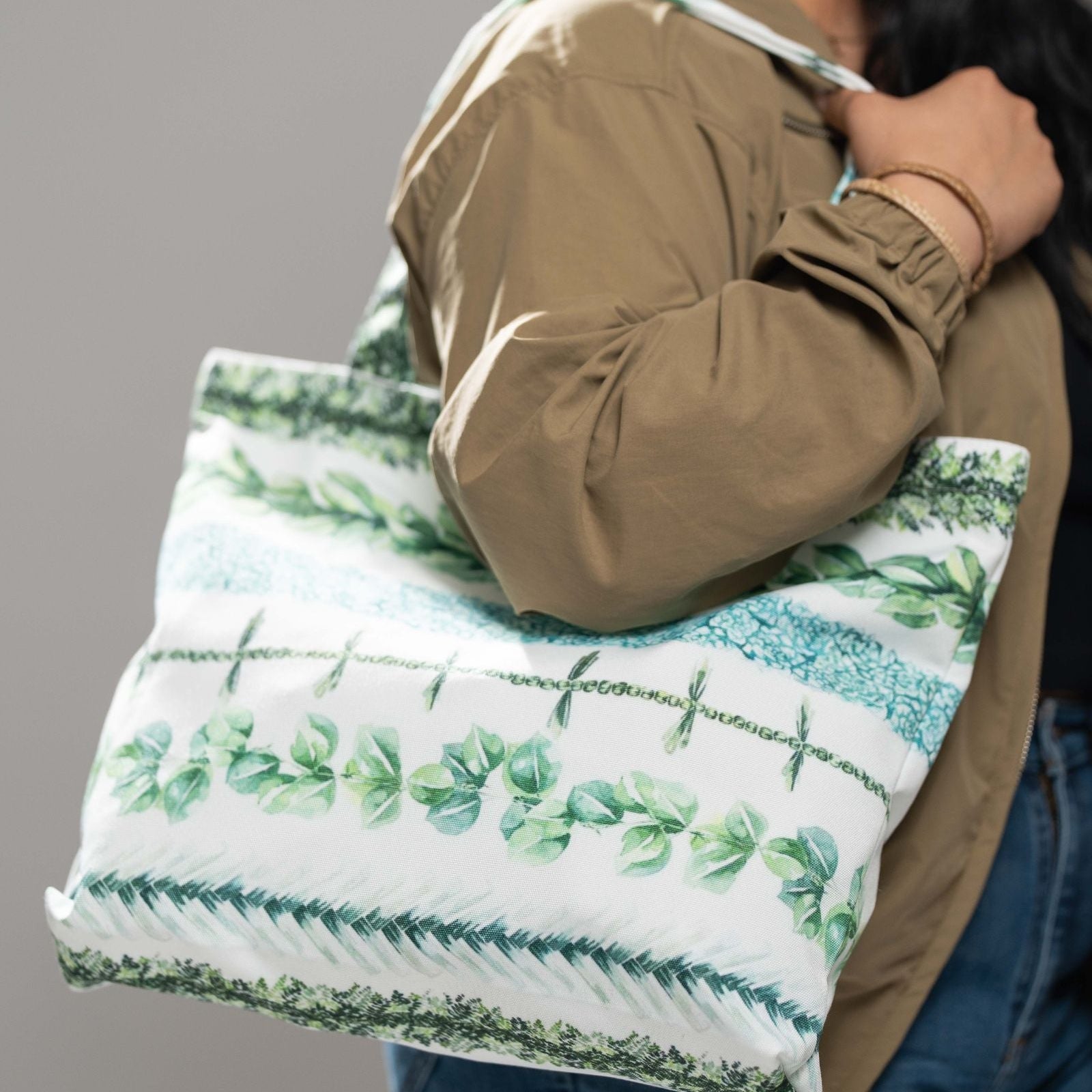 Lei ʻŌmaʻomaʻo Canvas Zipper Tote Bag