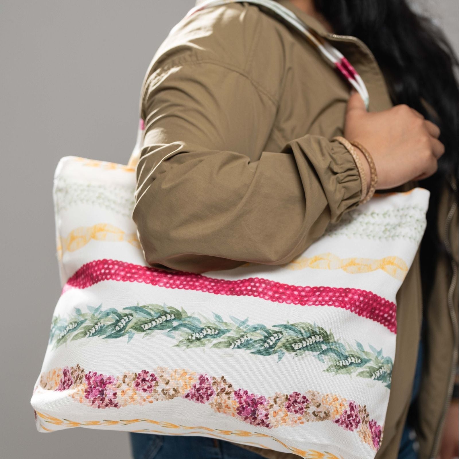 Lei Poina ‘Ole Canvas Zipper Tote Bag