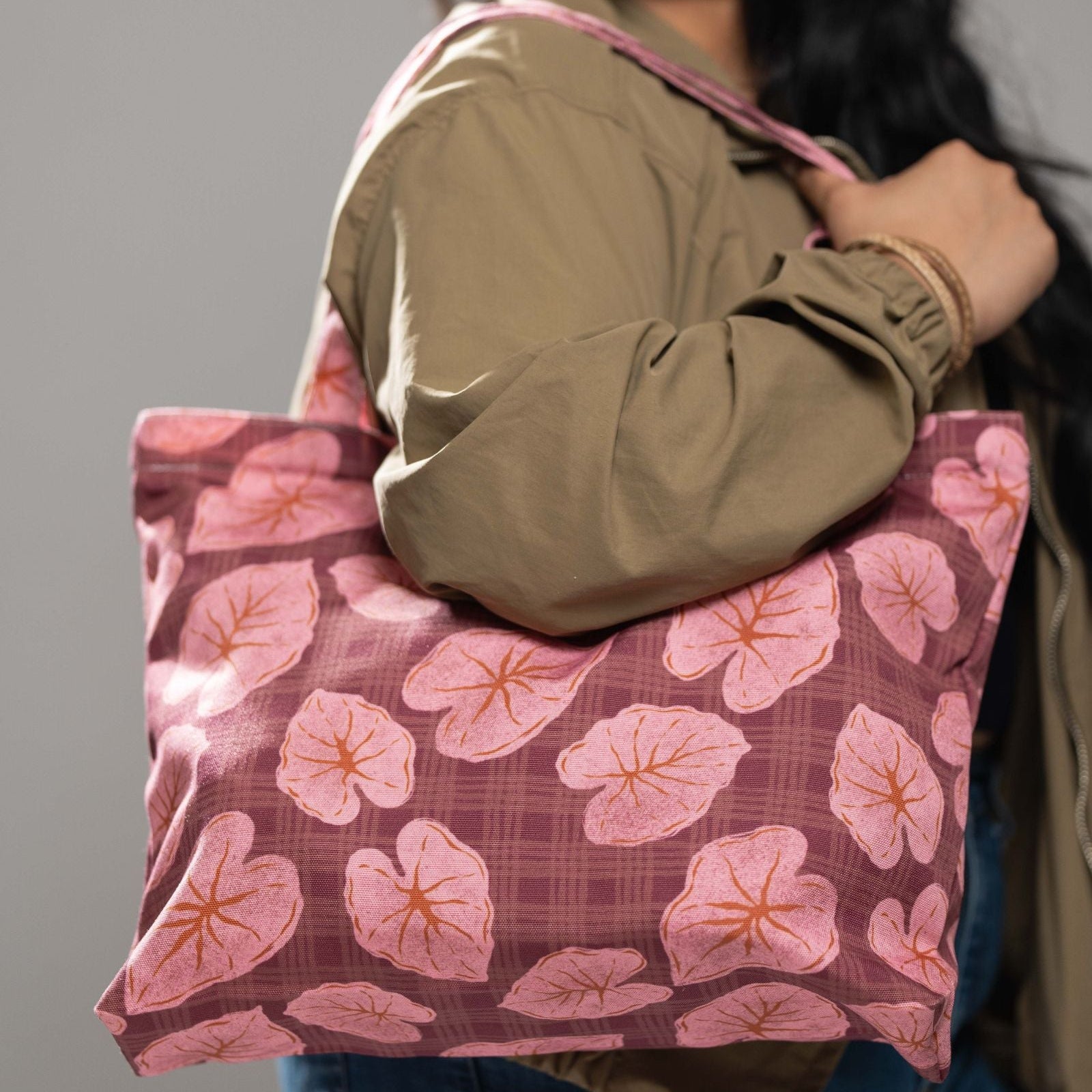 Pink Palaka Kalo Canvas Zipper Tote Bag