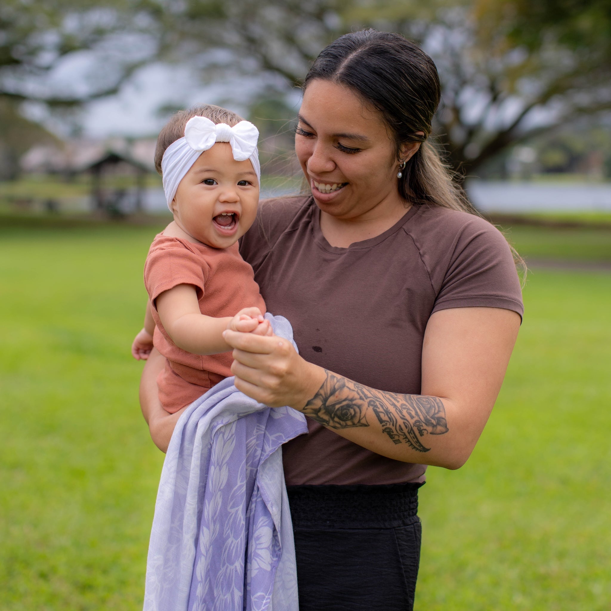 Purple Pakalana Strands Kapa Moe - Hawaiian Bamboo Swaddle