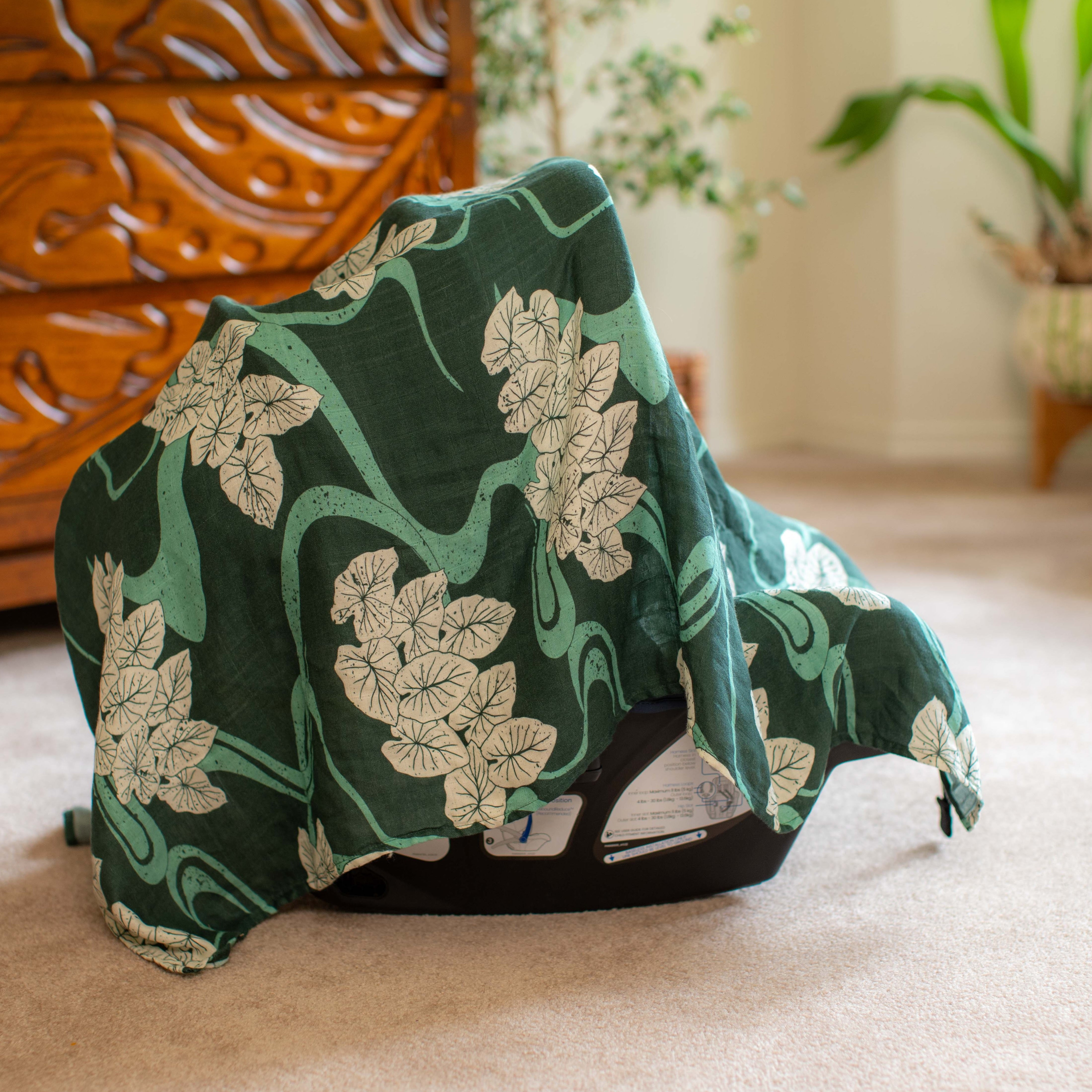 Hawaiian Loʻi Pō Kapa Moe - Hawaiian Bamboo Swaddle