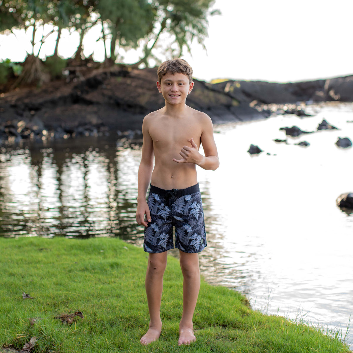 Black Hawaiian Ferns 4-Way Stretch Boardshorts