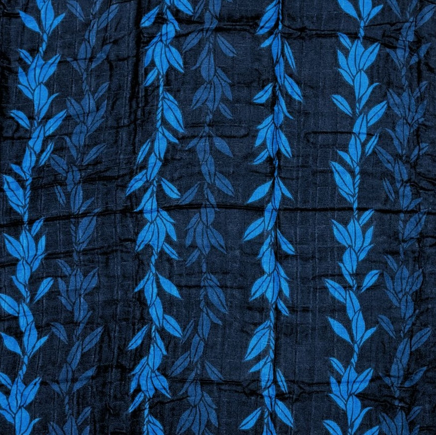 Blue Maile Strands Kapa Moe - Hawaiian Bamboo Swaddle