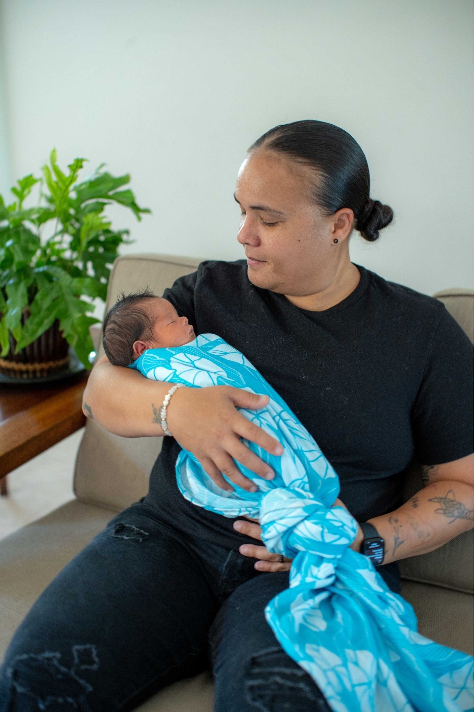 Blue Mauka Kalo Bamboo Muslin Kapa Moe (Swaddle Blanket)