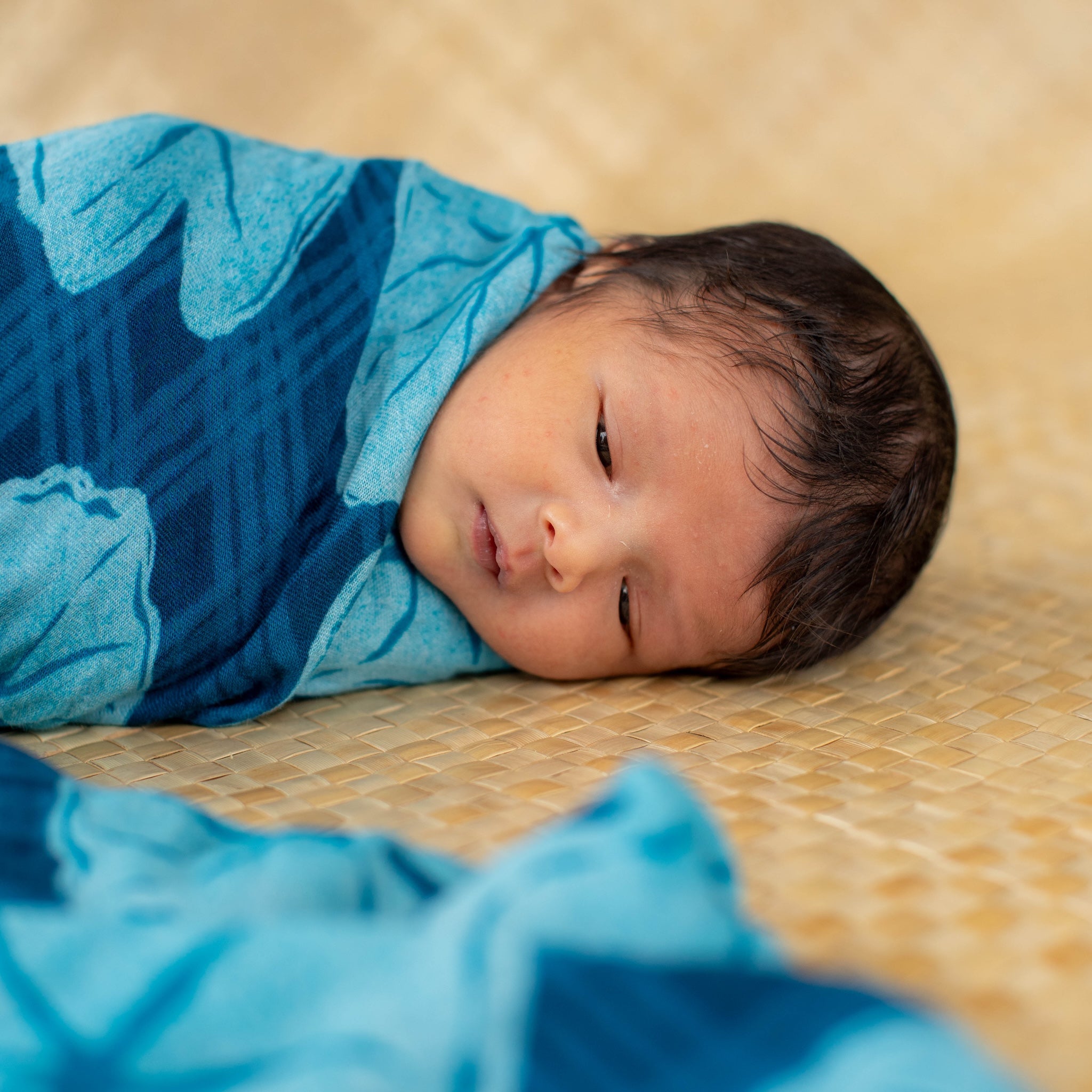 Blue Palaka Kalo Kapa Moe - Hawaiian Bamboo Swaddle
