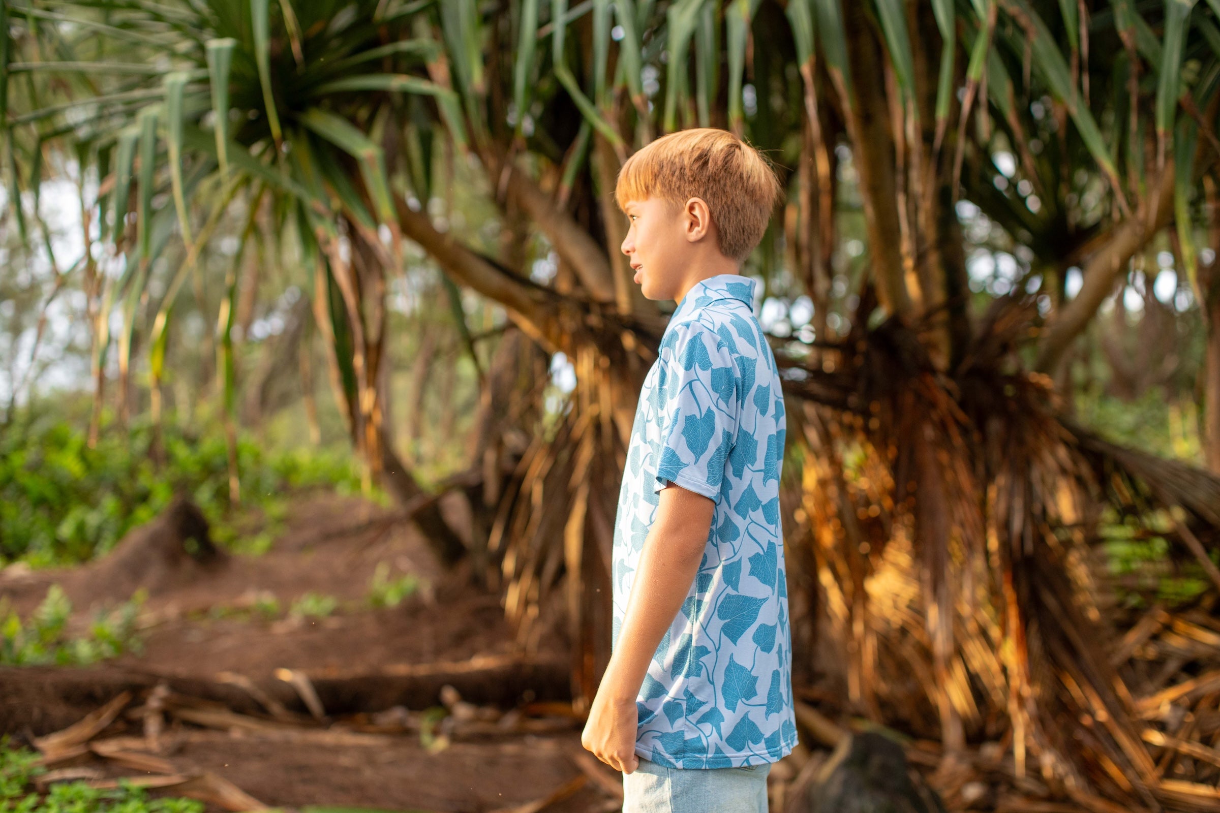 Blue Peʻahi Fern Bamboo Kalei Athletic Polo