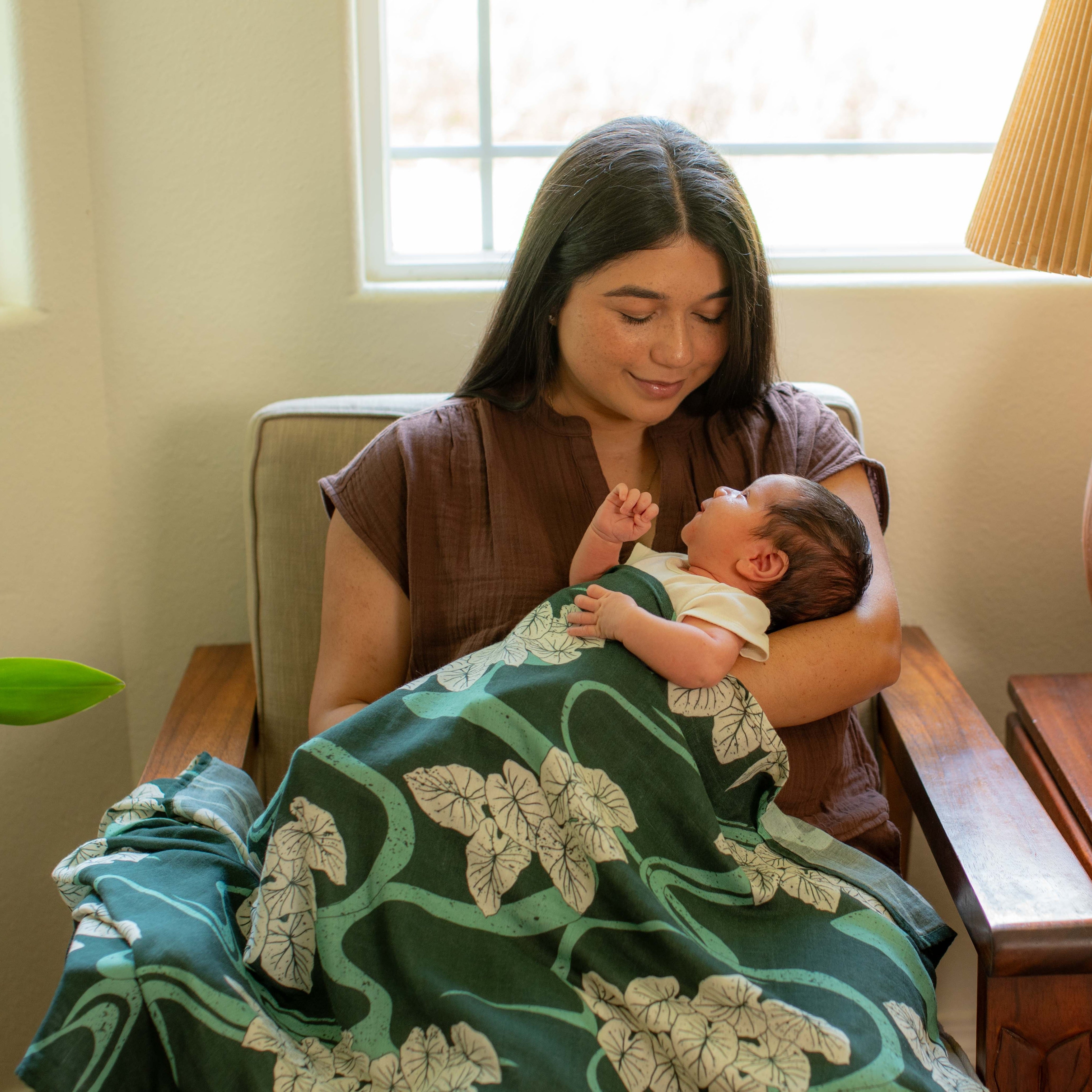 Hawaiian Loʻi Pō Kapa Moe - Hawaiian Bamboo Swaddle