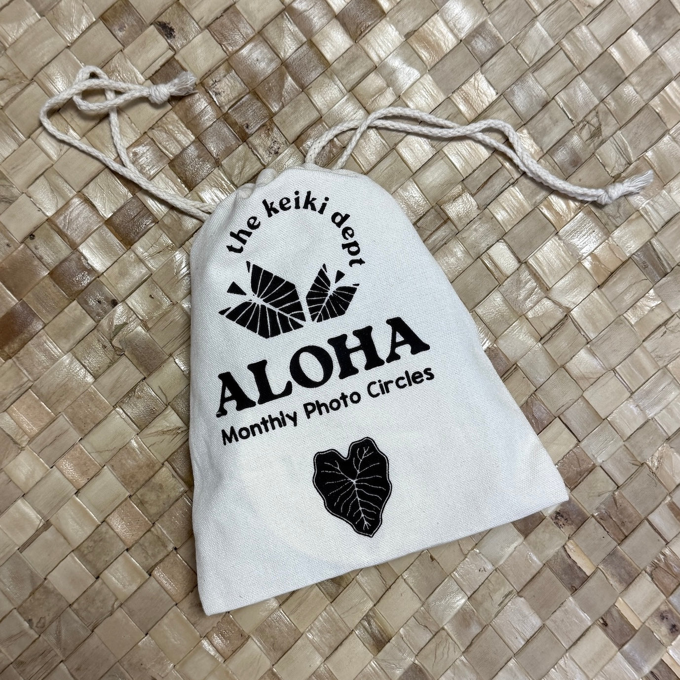 Aloha Monthly Photo Circles