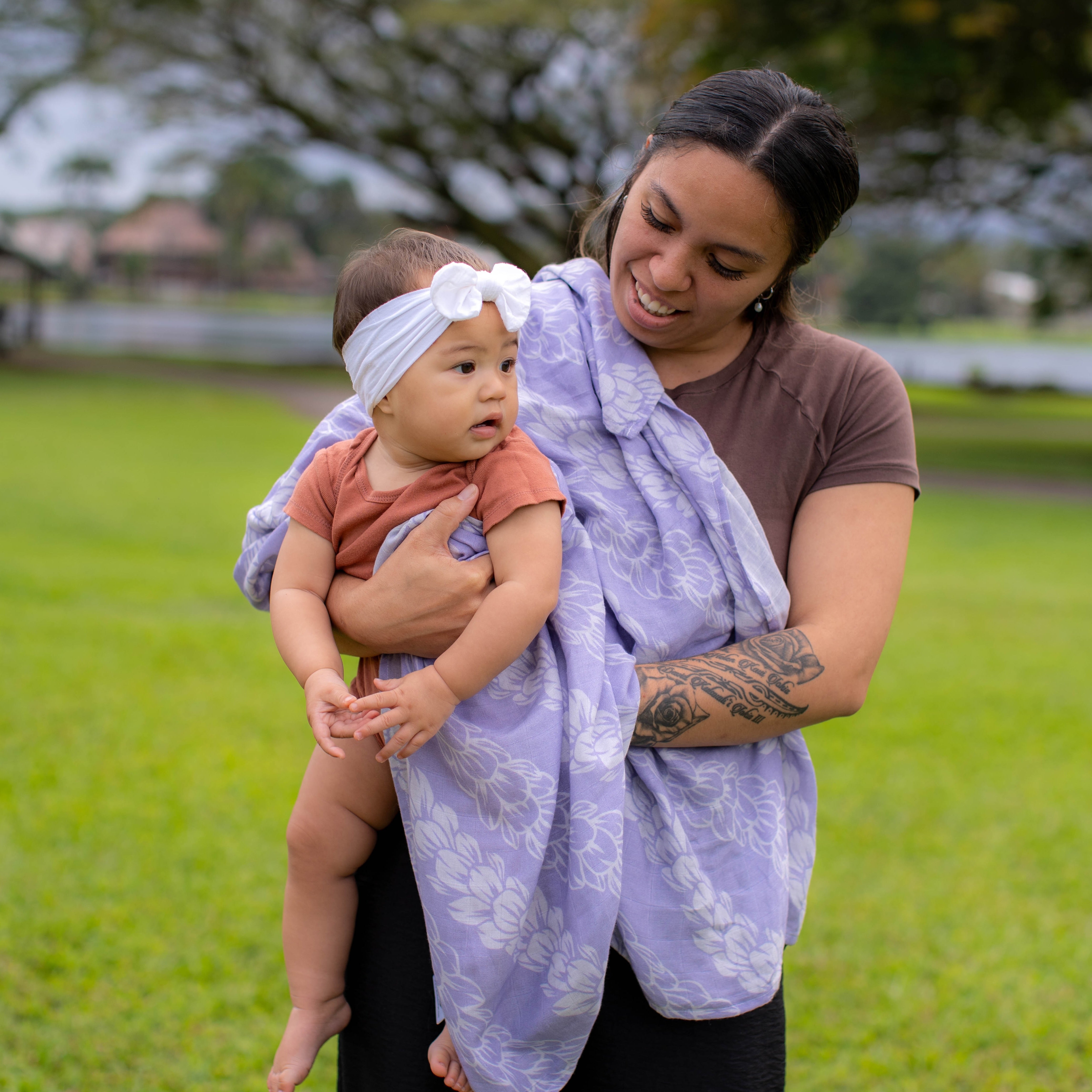 Purple Pakalana Strands Kapa Moe - Hawaiian Bamboo Swaddle